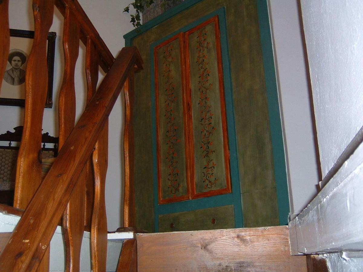 Yiayia'S Home Chalki Town Eksteriør bilde