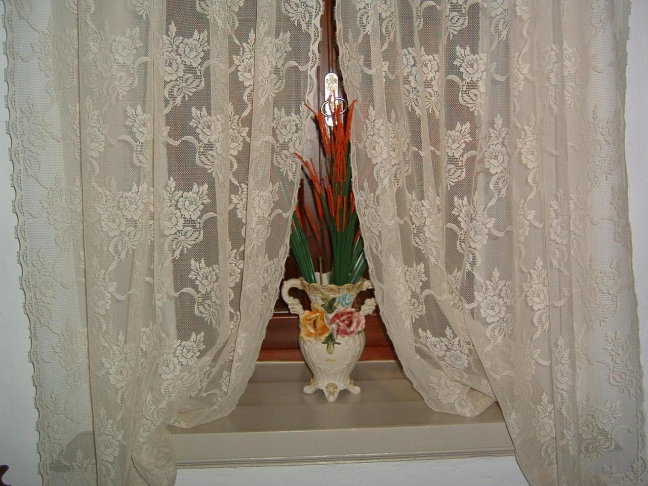 Yiayia'S Home Chalki Town Eksteriør bilde